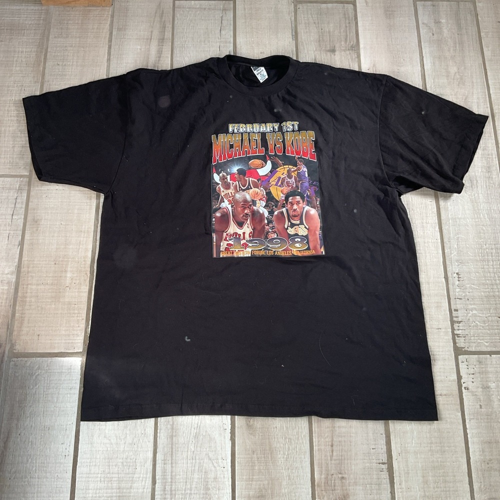 Kobe Bryant vs Michael Jordan Shirt Mamba vs Goat Vntg Graphic Design T-Shirt 3X